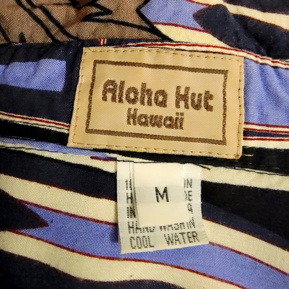 Aloha Hut Hawaii Hawaiian Shirt Medium w Surfboards - Picture 5 of 6